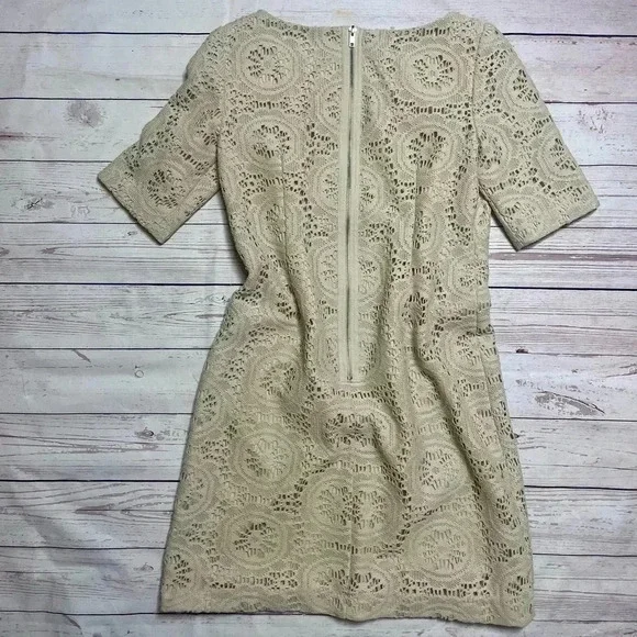 EUC Tan‎ Crochet Lace Women’s Cocktail Formal Adrianna Papell 1/4 Sleeve Dress - Picture 10 of 11